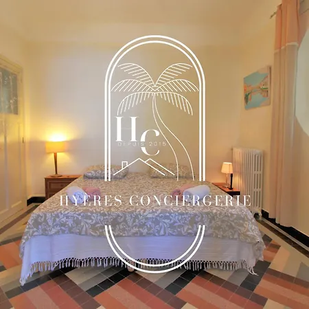 Villa Les Grillons Pieds Dans L'eau Beau Rivage By Hc Carqueiranne