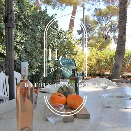 Les Grillons Pieds Dans L'eau Beau Rivage By Hc Villa