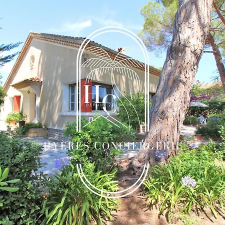 Villa Les Grillons Pieds Dans L'eau Beau Rivage By Hc Carqueiranne